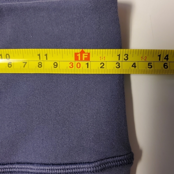 Lululemon seamless yoga leggings with mesh style bottom - Picture 9 of 11